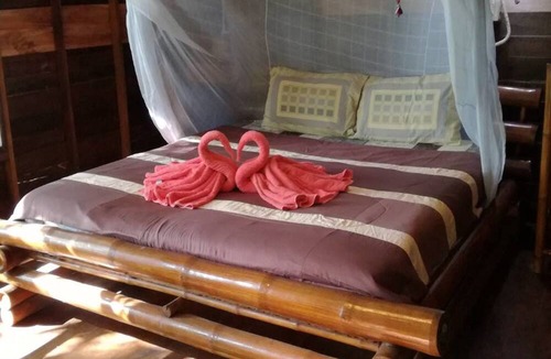 Nuea Khlong Hotel | Bonhomie Beach Cottages