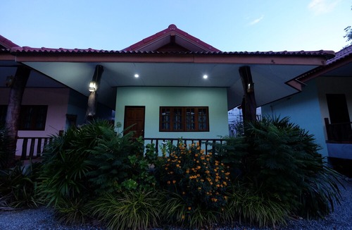 Na Ta Luang Hotel | Pum and Plam Homestay Resort