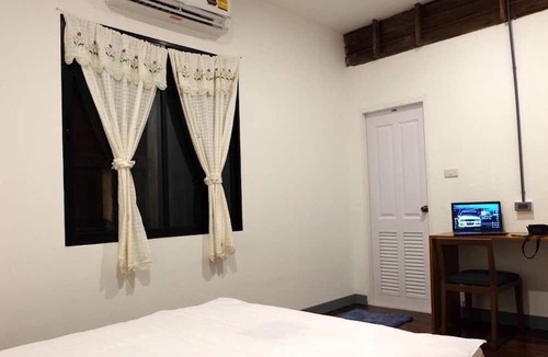 Uthai Thani House | Comeneetee Uthai