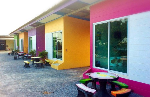 Suphan Buri Hotel | The Zoosk Resort