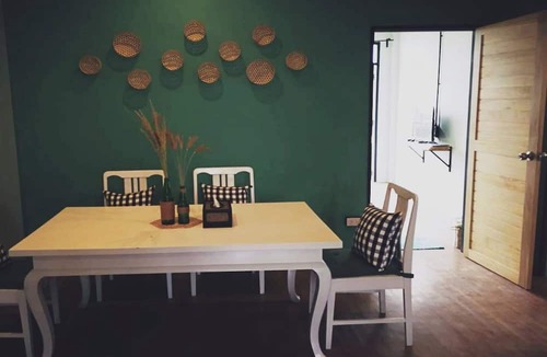 Phanat Nikhom Hotel | I-DNA PhanatNikhom Hometel