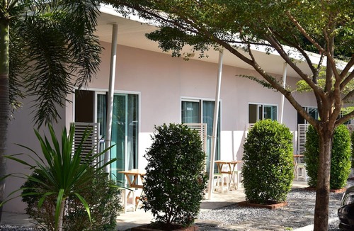 Nong Nam Daeng House | Baan Chan Suan