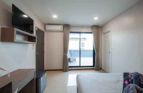 Talat Yot Hotel | The Moon Night Hotel