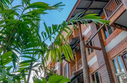 Wat Ket Hotel | Sunny V Hotel