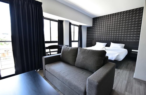 Mueang Samut Prakan District Hotel | At S115 Residence