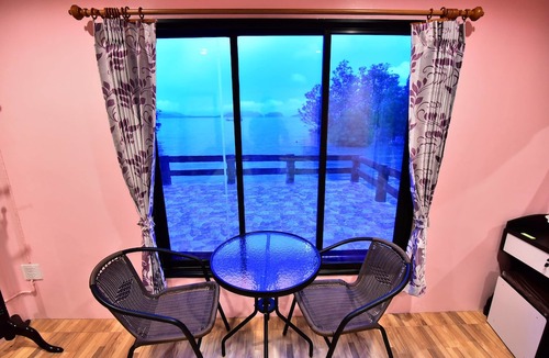 Ko Lanta Old Town House | Chomlay Room & Restaurant