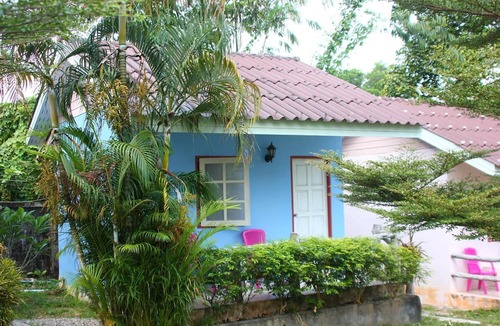 Ranong Hotel | Dahla House Ranong