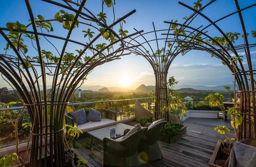 Wieng Hotel | The Riverie by Katathani