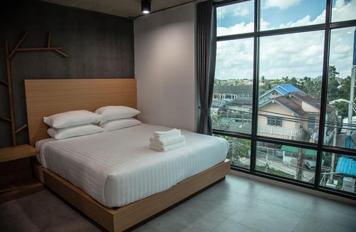 Nakhon Si Thammarat Hotel | M1 Maharaj