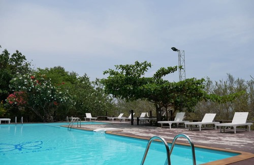 Rayong Hotel | Samet Ville Resort