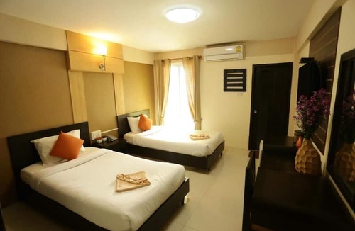 Hua Wiang Hotel | Puangpech Place
