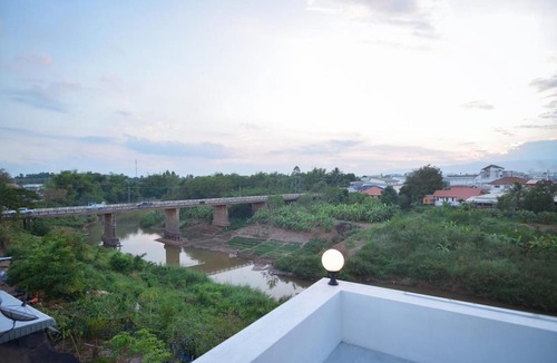 Wang Saphung Hotel | The Cozy Hotel