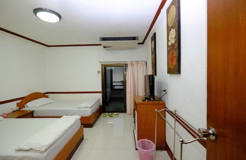 Sakon Nakhon Hotel | PC Palace Hotel