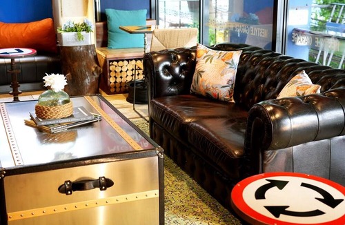 Ratchadaphisek Hotel | MeStyle Garage Hotel