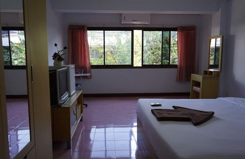 Nakhon Si Thammarat Hotel | Premier Hotel Nakhonsithammarat