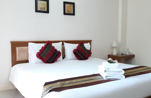 Chumphon Hotel | Chumphon Travelodge Hotel