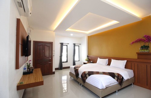 Nong Han Hotel | Nonghan Grand Hotel and Resort