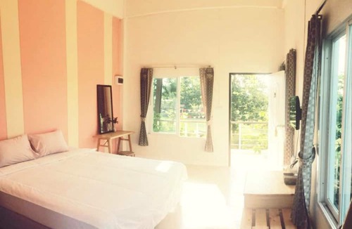 Nakhon Ratchasima House | Thorfun Guesthouse in the Garden