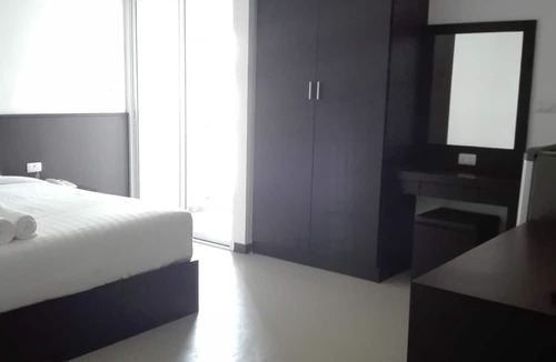 Mak Khaeng Hotel | UD House