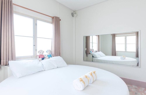 Khlung Hotel | Chimphli Hotel