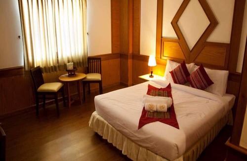 Mueang Samut Prakan District Hotel | Zaza Hotel
