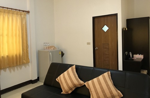 Pak Phli Hotel | Nernbok Garden