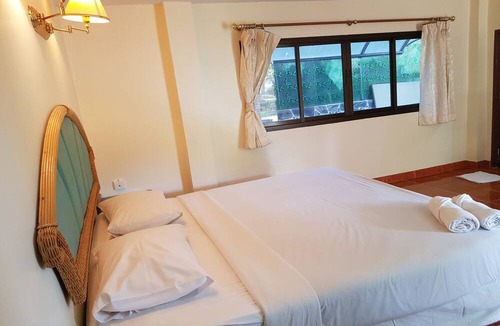 Phitsanulok Hotel | Talekaew Resort
