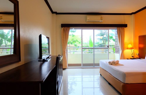 Kamphaeng Phet Hotel | Baan Suanphet Resort