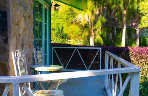 Nong Nam Daeng Hotel | Cottages at Hill Resort