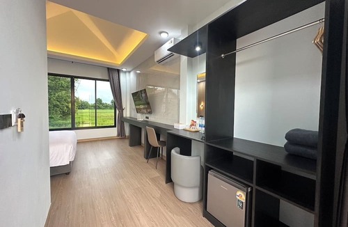 Sakon Nakhon Hotel | Ai Kham Nonghan View