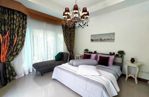Bang Sare Villa | Leelawadee Pool Villa