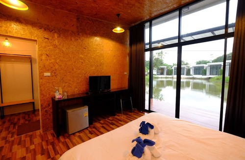 Phang Khon Hotel | N&C Resort