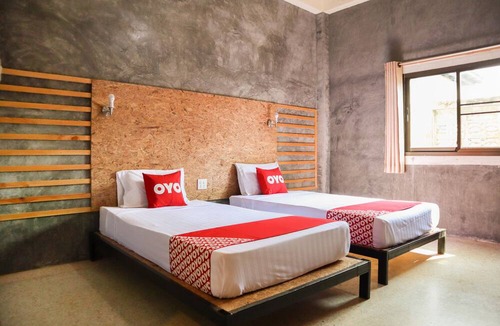 Ranong Hotel | OYO 674 Greenery Home