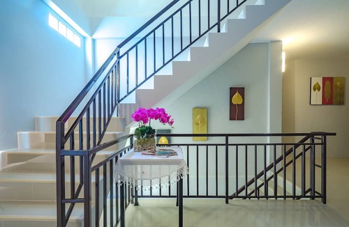Bang Khae Nuea Hotel | Penyos Residence