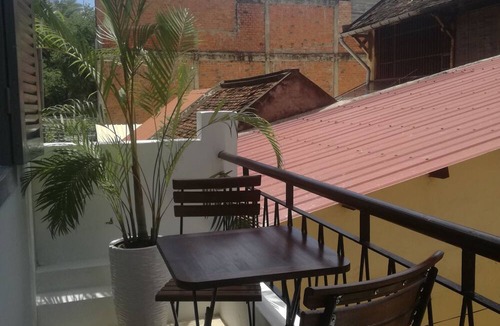 Svay Pao Hostel | The Place Hostel & Rooftop Bar