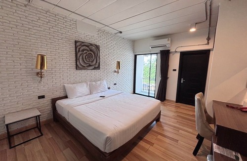 Nakhon Pathom Hotel | Diary Suite