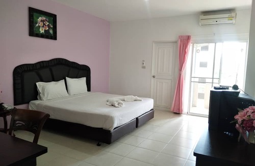 Chaiyaphum Hotel | Phusuay Park View Hotel