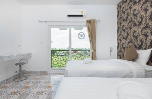 Lop Buri Hotel | Oasis Hiso Hotel