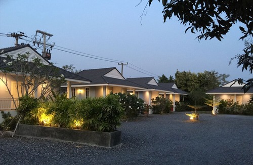 Khlong Luang Hotel | Kiengnam Resort