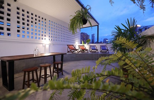 Thung Maha Mek Hostel | Apartment45 Hostel - Adults Only