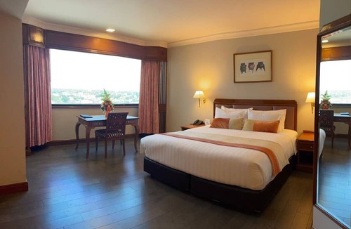Phitsanulok Hotel | Topland Hotel & Convention Centre