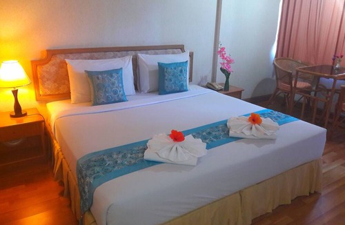 Khao Takiab Hotel | Takiab Beach Resort
