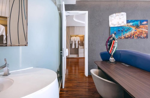 Pattaya Bay Hotel | Hotel Baraquda Pattaya By Heeton