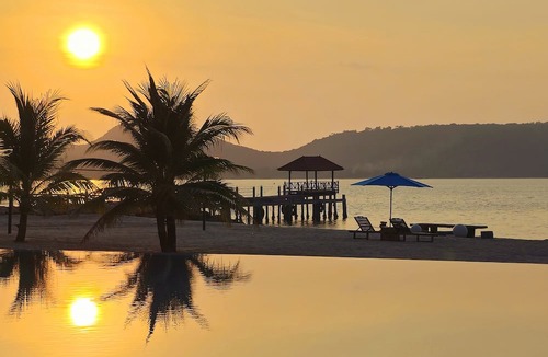 Koh Rong Sanloem Hotel | Pearl Beach Resort & Spa
