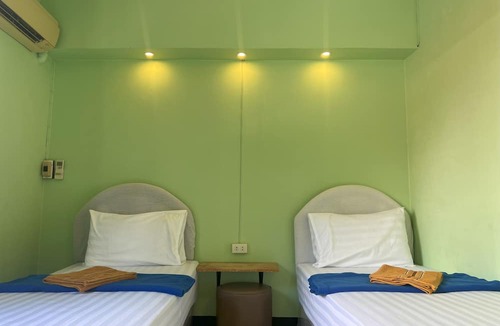 Chana Songkhram House | Bella Bella House