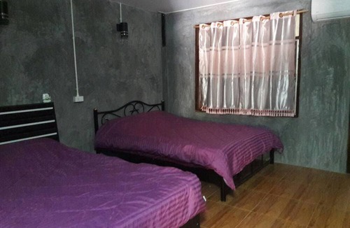 Chet Samian House | Baan Raiplaysoi Homestay