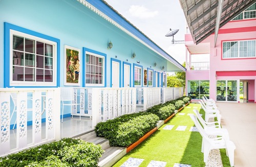 Khanong Phra Hotel | Napasawan Resort