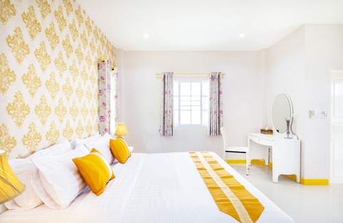 Khanong Phra Hotel | Napasawan Resort