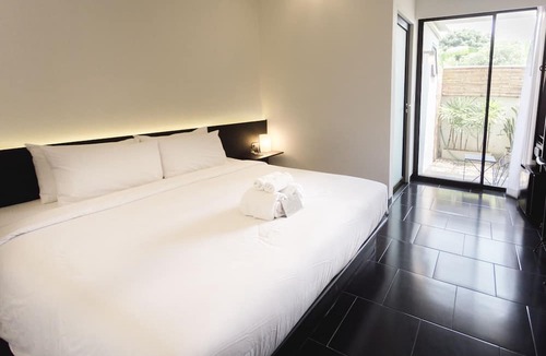 Wua Lai Hotel | iSilver Hotel