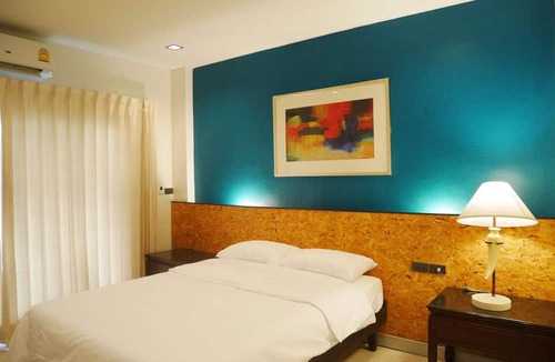 Bang Phlat Hotel | The 92 residence